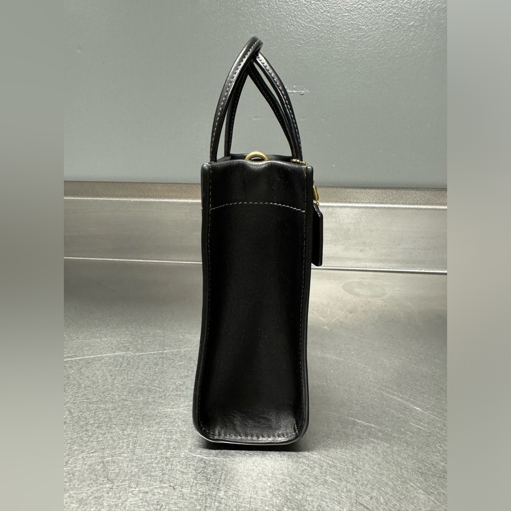 EUC Coach Cashin Mini Tote Crossbody Black Brass - Picture 6 of 14